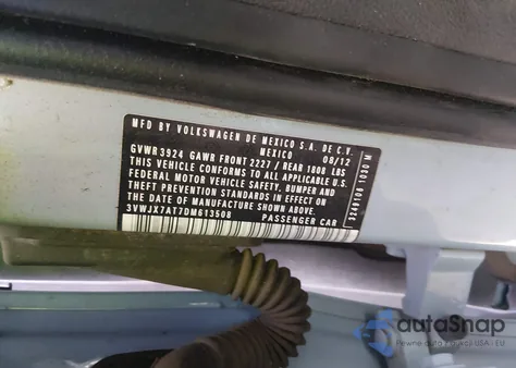 2013 Volkswagen Beetle 2.5L из США, поврежденный, VIN 3VWJX7AT7DM613508